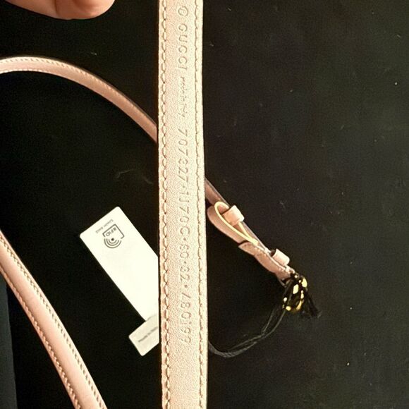 Brand new Gucci Pink thin Leather Belt comes with box and dustbag size 80 - Picture 13 of 13
